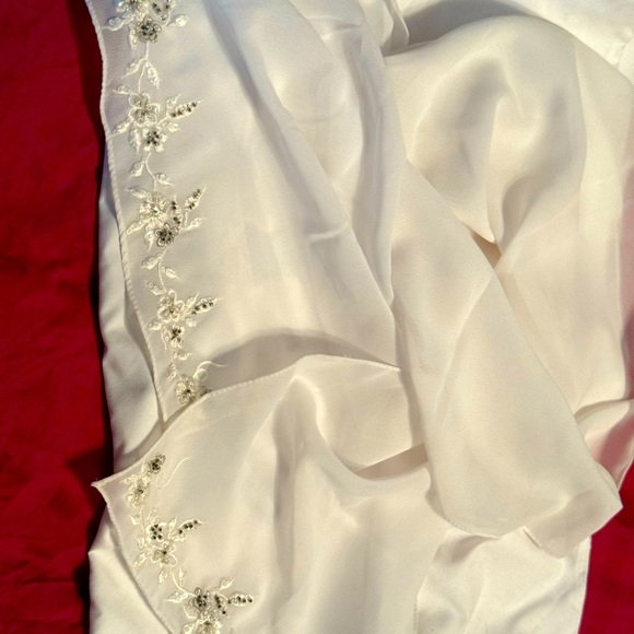 🥂 Vintage Wedding Pashmina with Beautiful Bead Work and Pave Crystals 🥂 - Picture 1 of 10